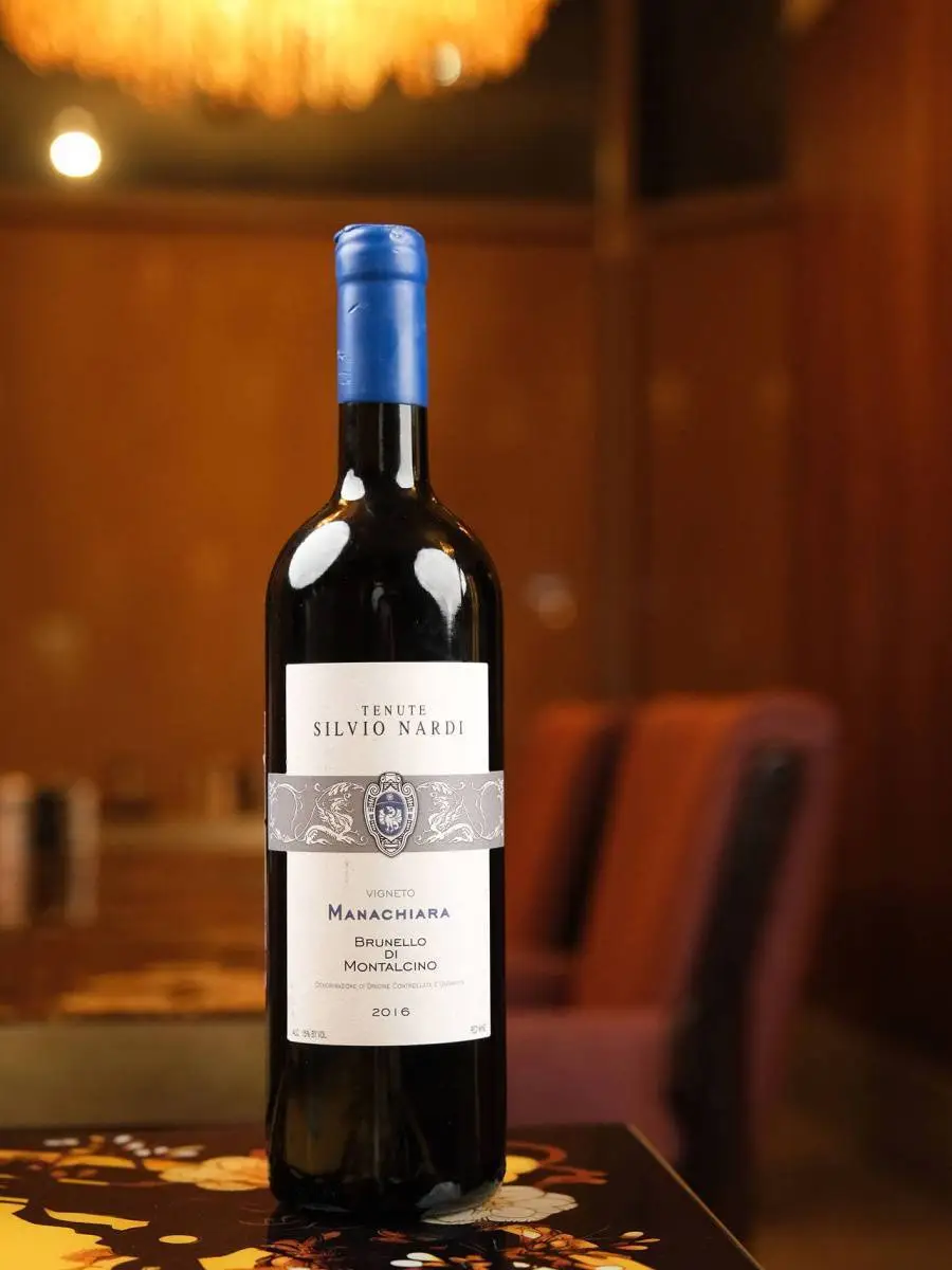 Вино Brunello di Montalcino Vigneto Manachiara Tenute Silvio Nardi 2016 купить в винном ресторане Остерия - лучшая цена Вино Brunello di Montalcino Vigneto Manachiara Tenute Silvio Nardi 2016 / Брунелло ди Монтальчино Винето Манакьяра Тенуте Сильвио Нарди