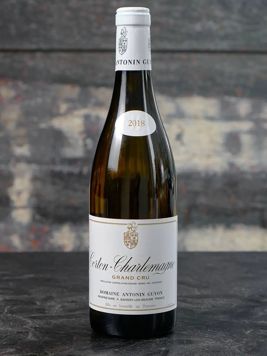 Вино Corton Charlemagne Gran Cru Domaine Antonin Guyon 2018 купить в винном ресторане Остерия - лучшая цена Вино Corton Charlemagne Gran Cru Domaine Antonin Guyon 2018 / Кортон-Шарлемань Гран Крю Домен Антонен Гийон