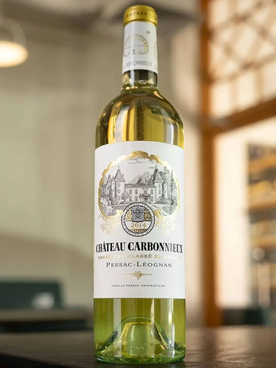 Вино Chateau Carbonnieux Blanc Pessac-Leognan 2014 / Шато Карбонье Гран Крю Классе Пессак-Леоньян