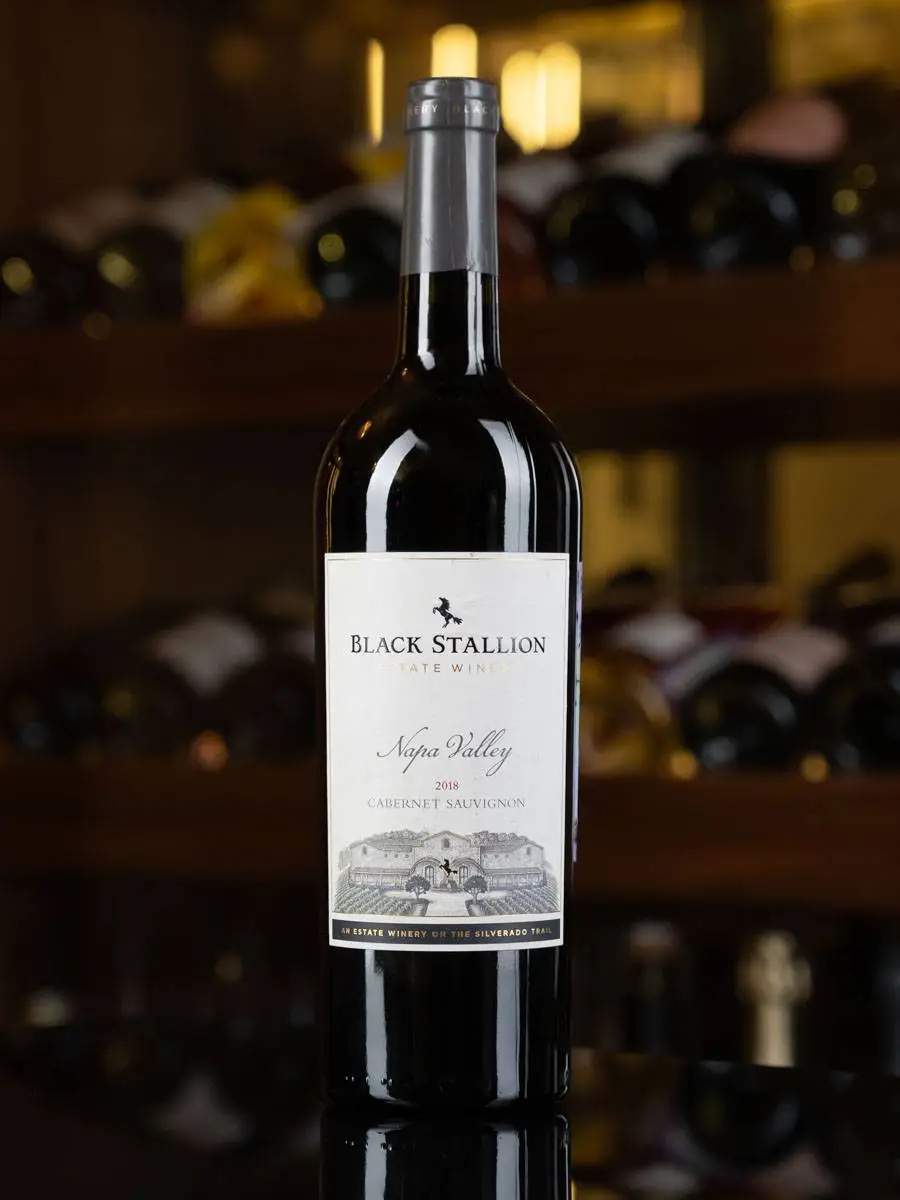 Вино Black Stallion Cabernet Sauvignon / Долина Напа Блэк Стэллион Каберне Совиньон