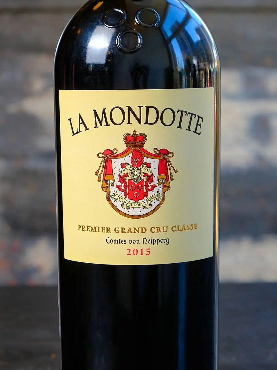 Вино La Mondotte Grand Cru Classe Saint-Emilion 2015 / Ла Мондот Гран Крю Классе Сент-Эмильон
