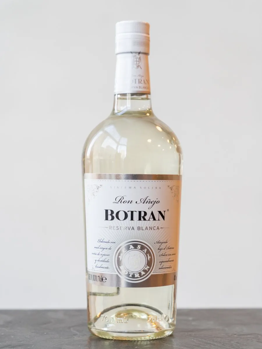 Ром Botran Reserva Blanca Anejo купить в винном ресторане Остерия Амичи - лучшая цена Ром Botran Reserva Blanca Anejo / Ботран Аньехо Резерва Бланка