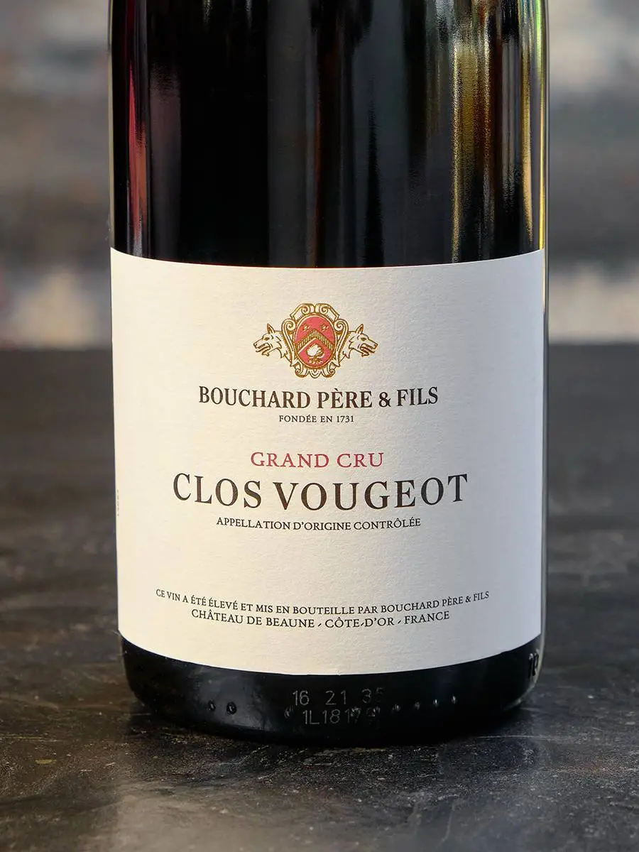Вино Clos Vougeot Gran Cru Bouchard Pere & Fils 2013 купить в винном ресторане Остерия - лучшая цена Вино Clos Vougeot Gran Cru Bouchard Pere & Fils 2013 / Кло Вужо Гран Крю Бушар Пэр э Фис