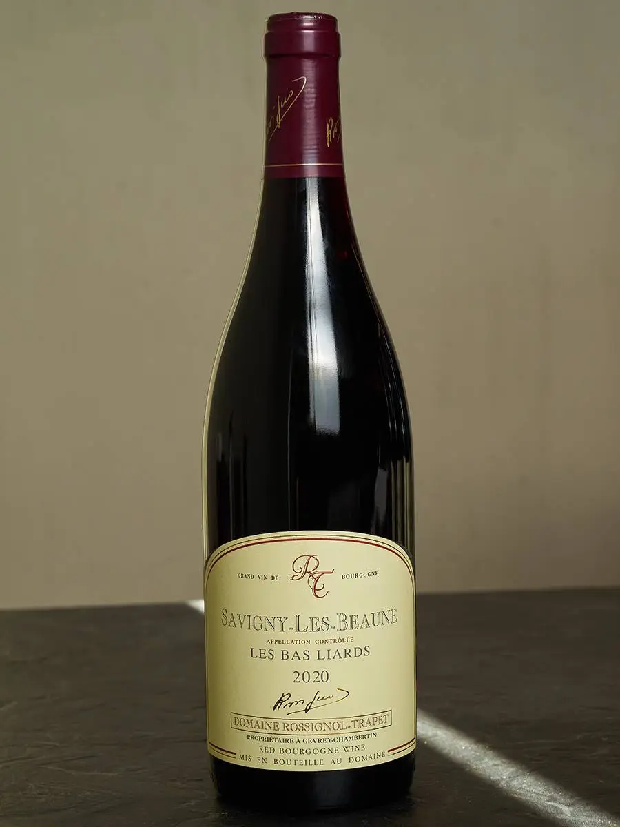 Вино Domaine Rossignol Trapet Savigny Les Beaune Les Bas Liards 2020 купить в винном ресторане Остерия - лучшая цена Вино Domaine Rossignol Trapet Savigny Les Beaune Les Bas Liards 2020 / Савиньи-Ле-Бон Домэн Россиньоль-Трапэ Ле Ба Льяр