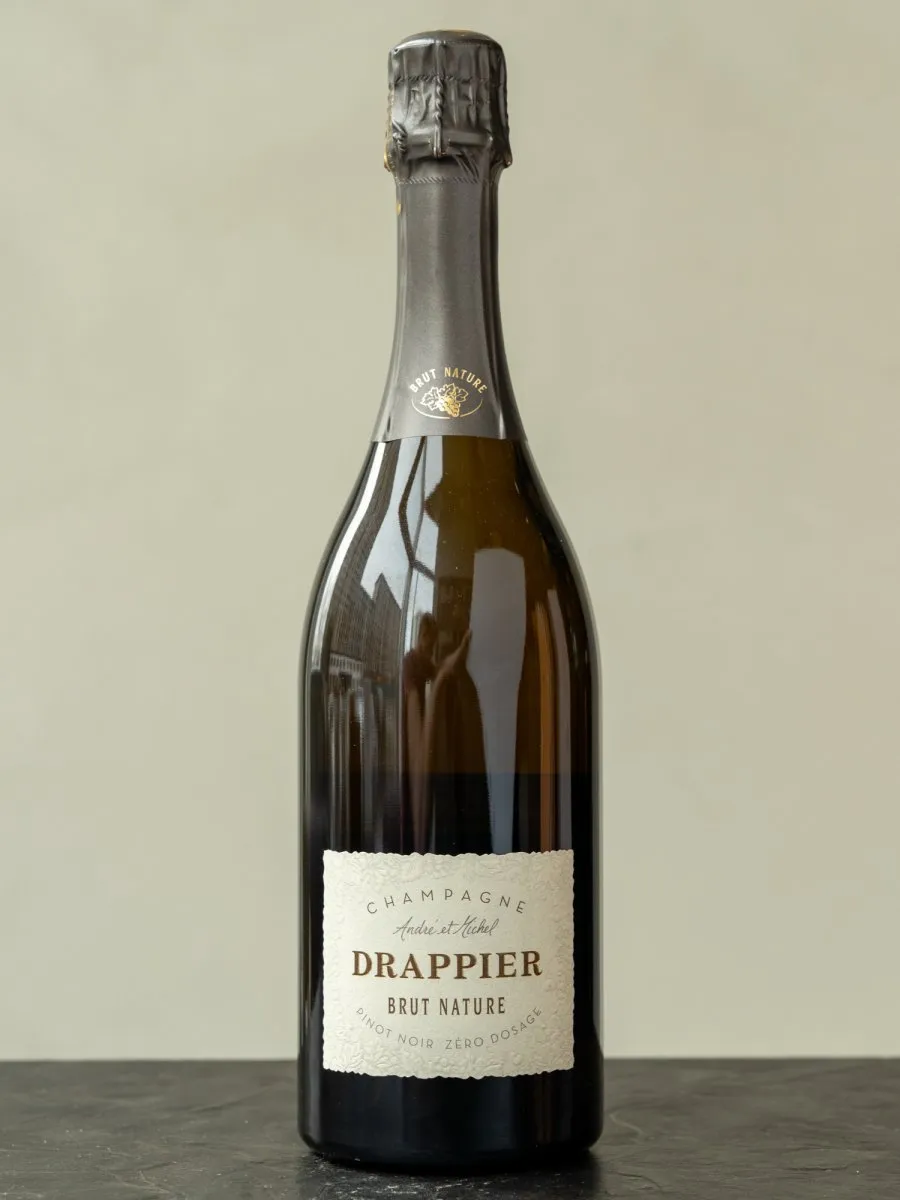 Шампанское Champagne Drappier Brut Nature купить в винном ресторане Остерия - лучшая цена Шампанское Champagne Drappier Brut Nature / Брют Натюр Зеро Дозаж Драпье