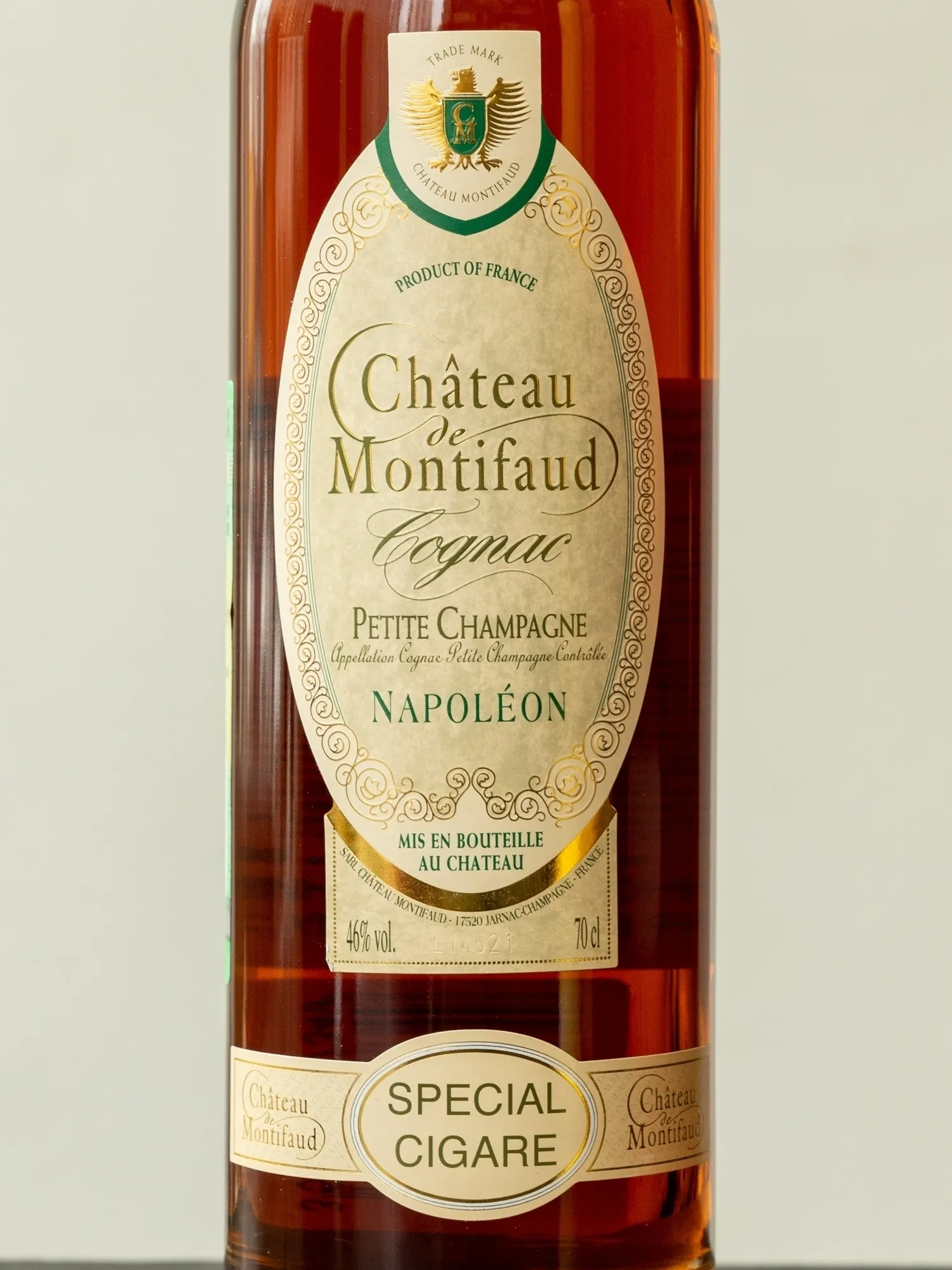 Коньяк Chateau de Montifaud Napoleon Special Sigare Fine Petite Champagne /  Шато де Монтифо Наполеон 18 лет Птит Шампань