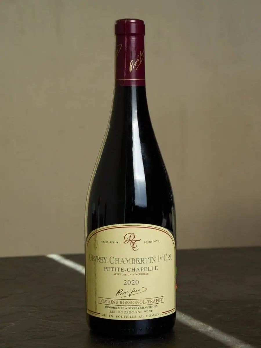 Вино Domaine Rossignol-Trapet Gevrey-Chambertin 1er Cru Petite-Chapelle 2020 купить в винном ресторане Остерия - лучшая цена Вино Domaine Rossignol-Trapet Gevrey-Chambertin 1er Cru Petite-Chapelle 2020 / Домен Россиньоль-Трапе Жевре-Шамбертен Премье Крю Пти-Шапель