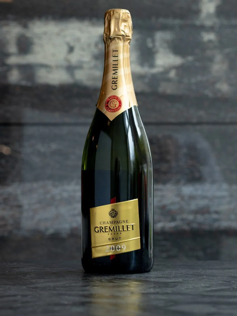 Купить шампанское Champagne Gremillet Le Millesime- лучшая цена и выбор в Остерия Амичи Шампанское Champagne Gremillet Le Millesime / Шампань Гремилле Ле Миллезим