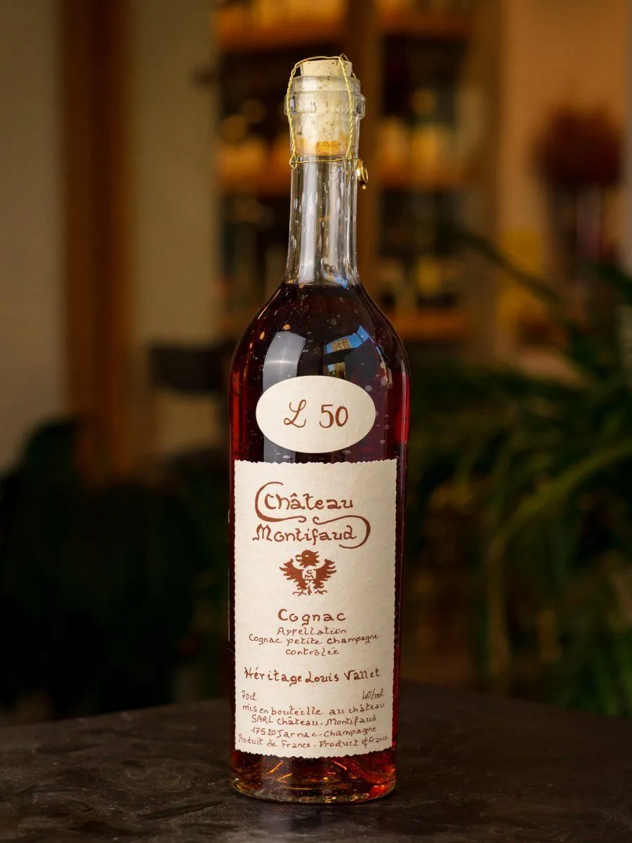 Коньяк Cognac Chateau Montifaud 50 years лучшая цена в ресторане Osteria Amici Коньяк Cognac Chateau Montifaud 50 years / Шато де Монтифо 50 лет