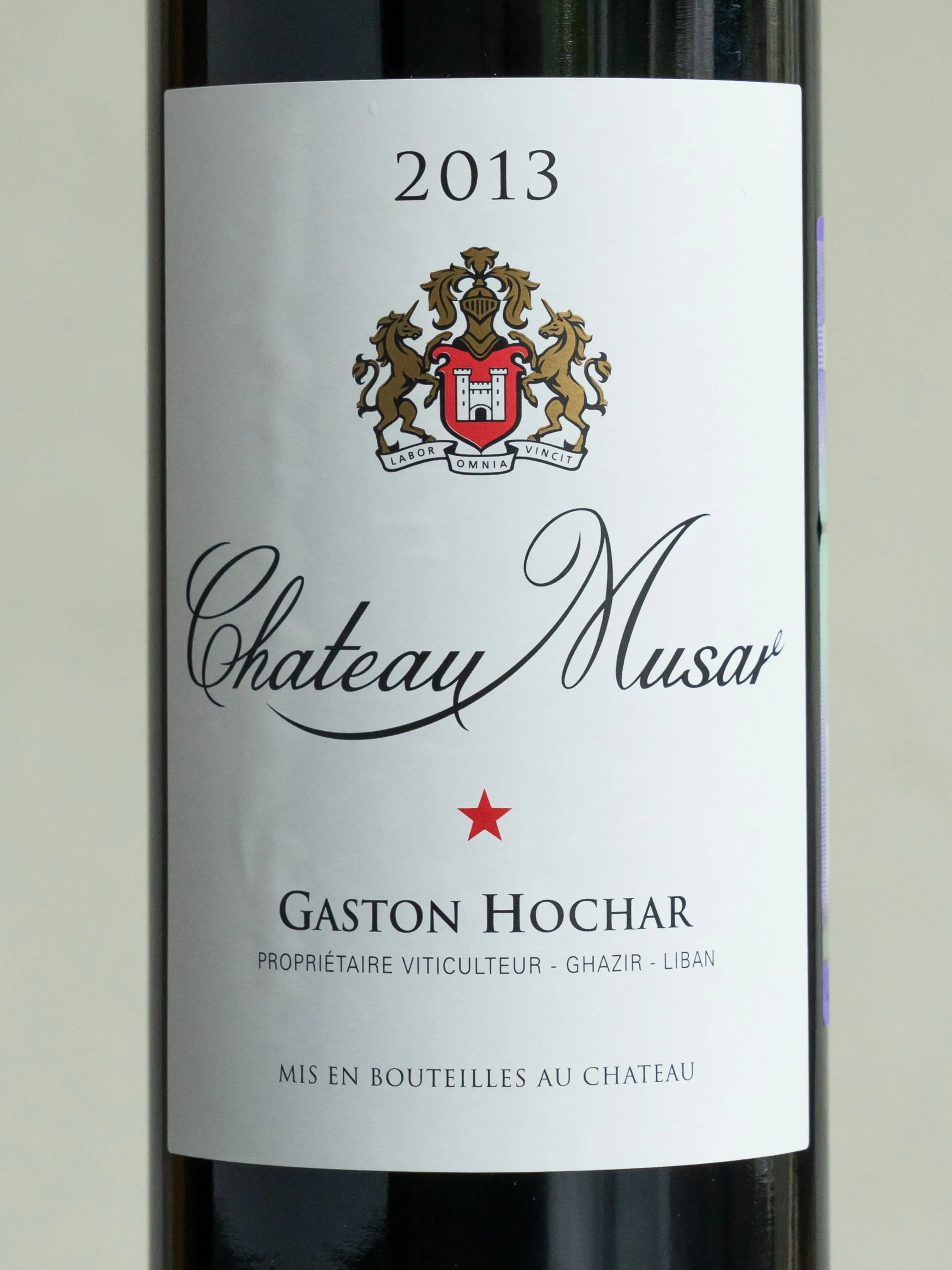 Вино Chateau Musar Red 2013 купить в ресторане Остерия - лучшая цена Вино Chateau Musar Red 2013 / Шато Мусар Красное 2013