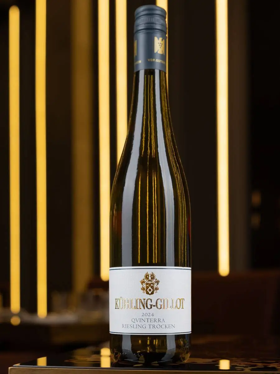 Вино Kuhling Gillot Qvinterra Riesling Trocken Raynkhessen / Кюллинг Гиллот Квинтера Рислинг Трокен