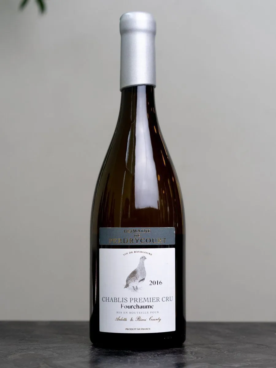 Купить вино Domaine Fourrey Chablis Premier Cru Fourchaume в винном ресторане Остерия цена Вино Domaine de Perdrycourt Chablis Premier Cru Fourchaume / Домен де Пердрикур Шабли Премьер Крю Фуршом