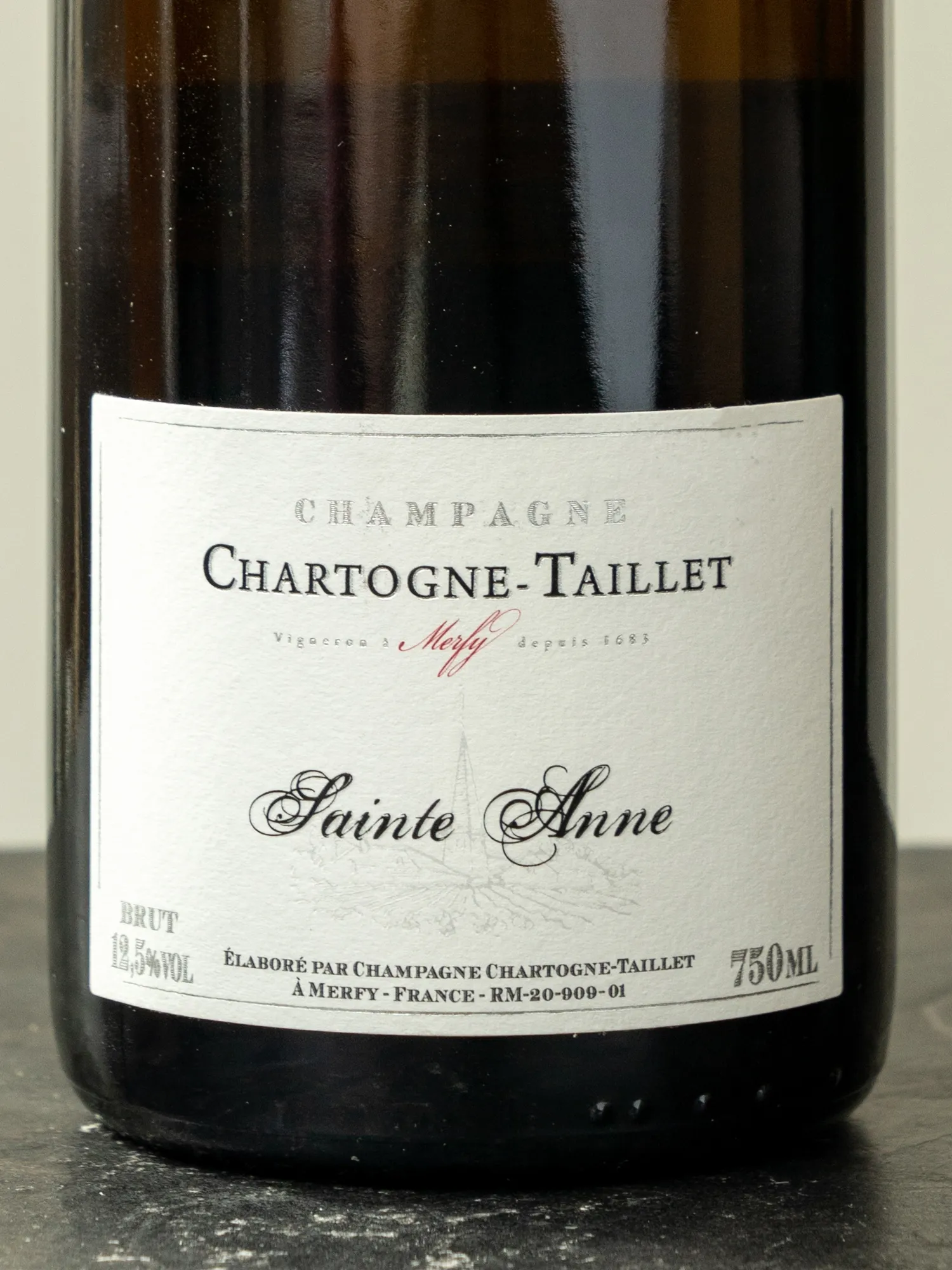 Шампанское Chartogne-Taillet Sainte Anne Brut купить в винном ресторане Остерия - лучшая цена Шампанское Chartogne-Taillet Sainte Anne Brut / Шартонь-Тайе Сент Анн Брют