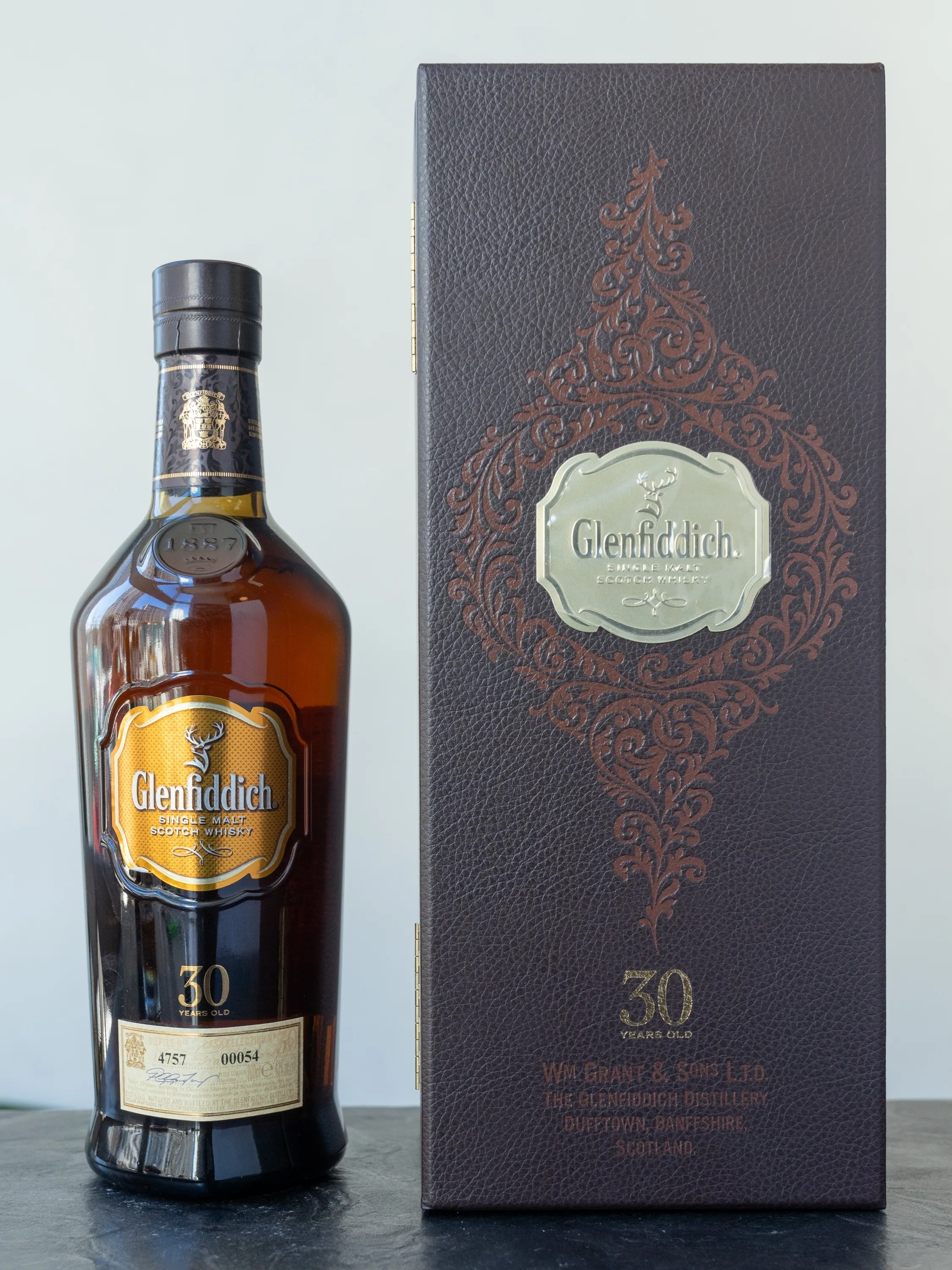 Виски Glenfiddich 30 Years Old купить в винном ресторане Остерия Амичи - лучшая цена Виски Glenfiddich 30 Years Old / Гленфиддик 30 лет