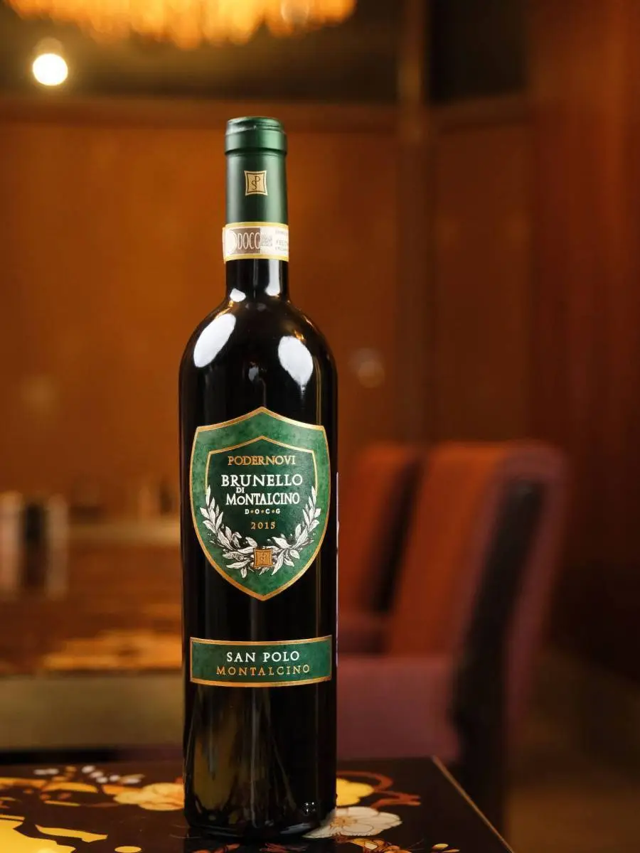Вино San Polo Podernovi Brunello di Montalcino DOCG 2015 купить в винном ресторане Остерия - лучшая цена Вино San Polo Podernovi Brunello di Montalcino DOCG 2015 / Сан Поло Подернови Брунелло ди Монтальчино