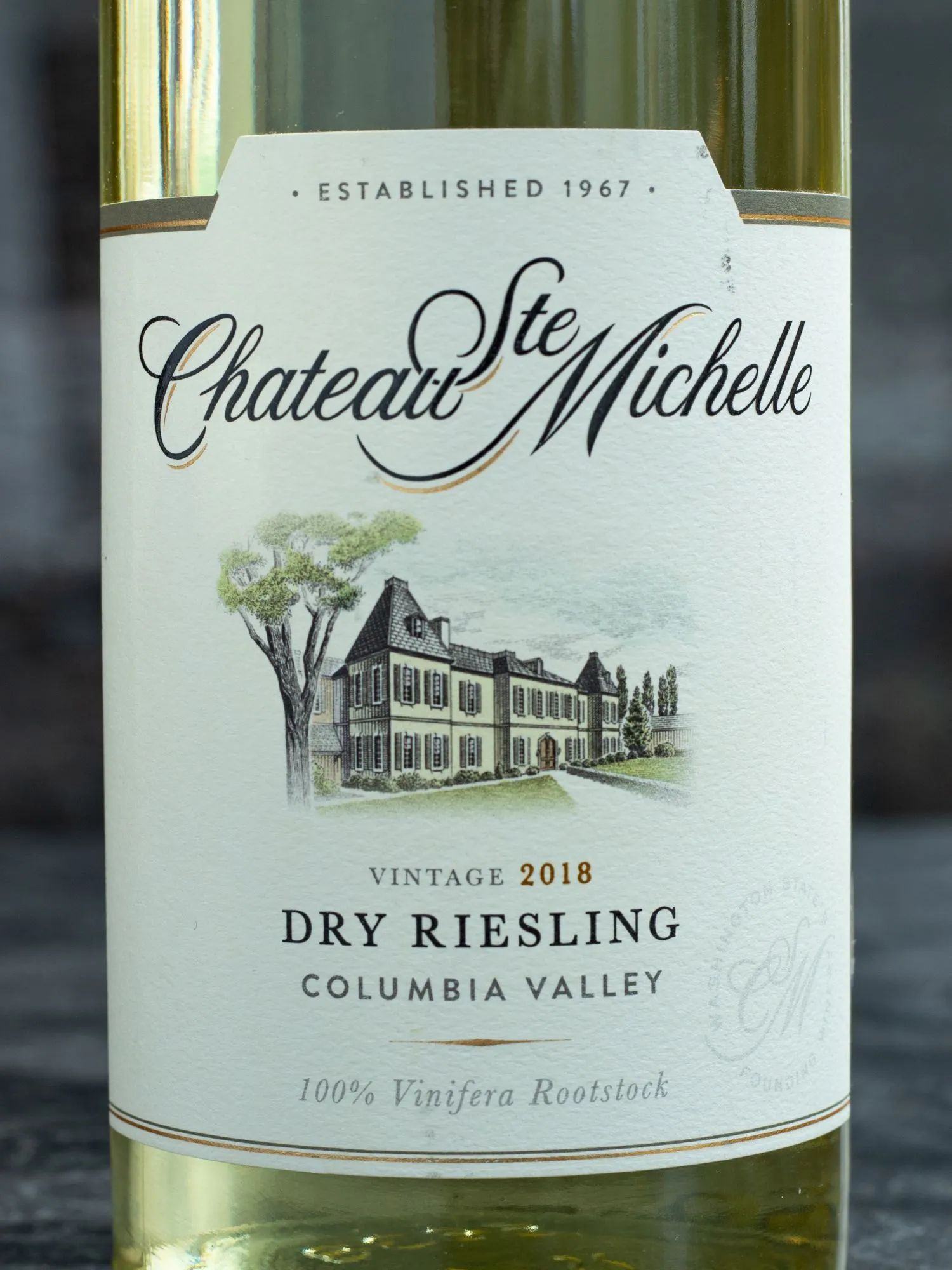 Купить вино Chateau Ste Michelle Dry Riesling Columbia Valley в ресторане Остерия Вино Chateau Ste Michelle Dry Riesling Columbia Valley / Шато Сент Мишель Драй Рислинг
