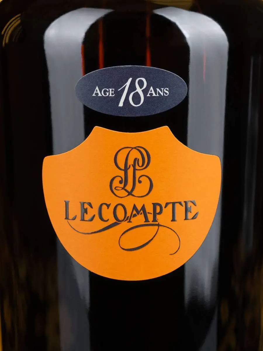 Кальвадос Lecompte 18 years old / Леконт 18 лет