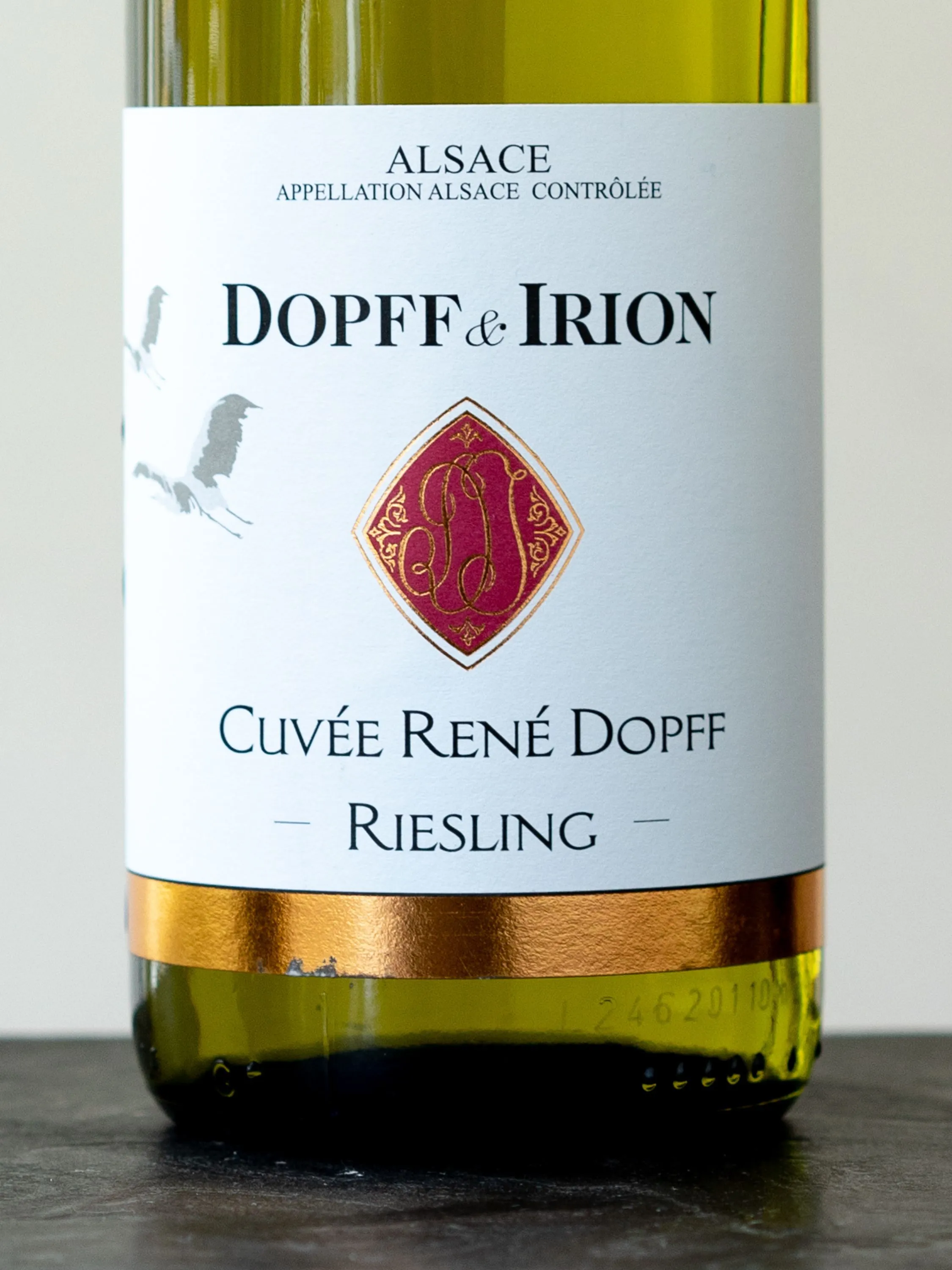 Купить вино Riesling Cuvee Rene Dopff в винном ресторане Остерия цена Вино Riesling Cuvee Rene Dopff / Рислинг Рене Допфф