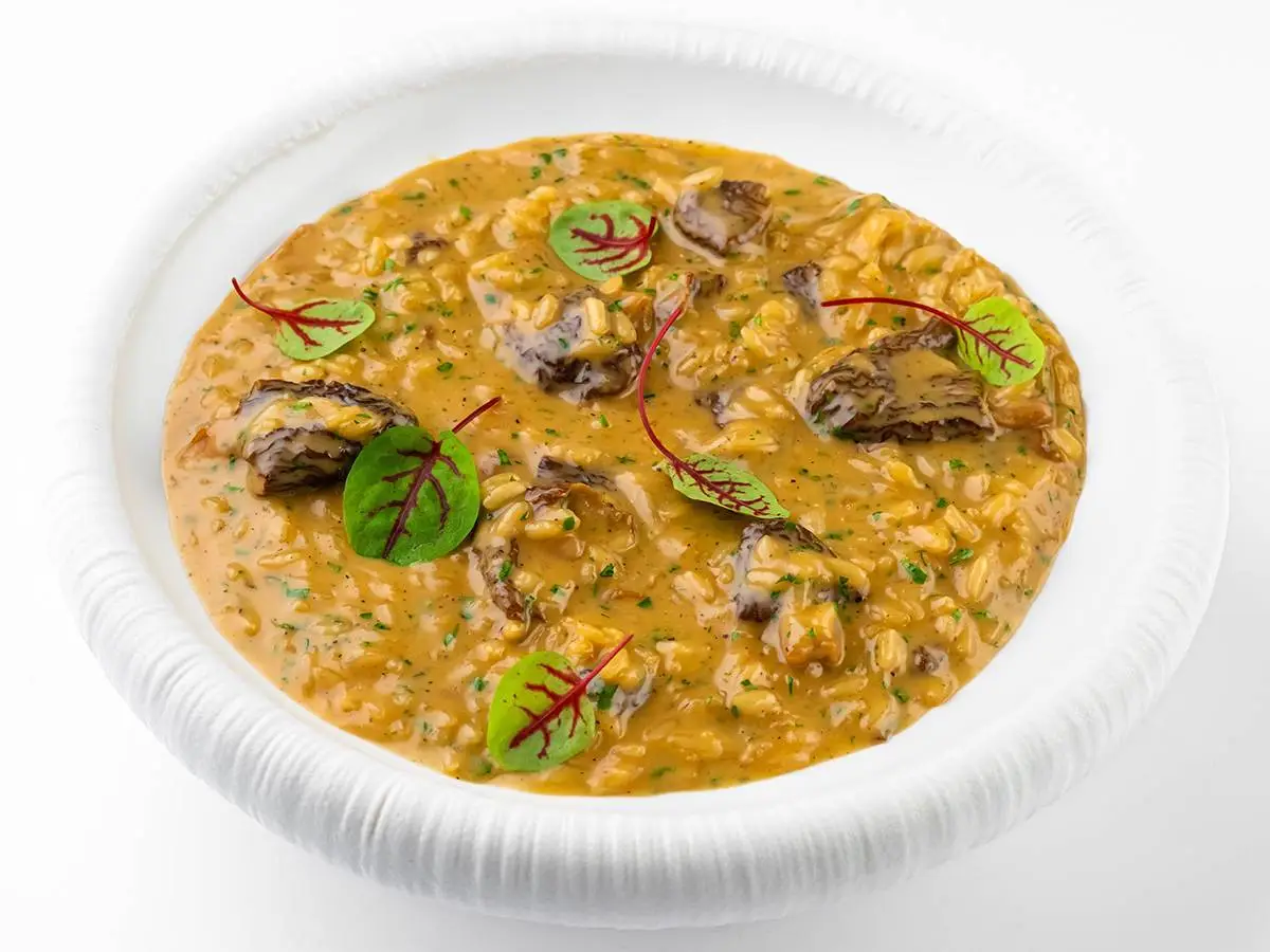 Ризотто со свежими сморчками