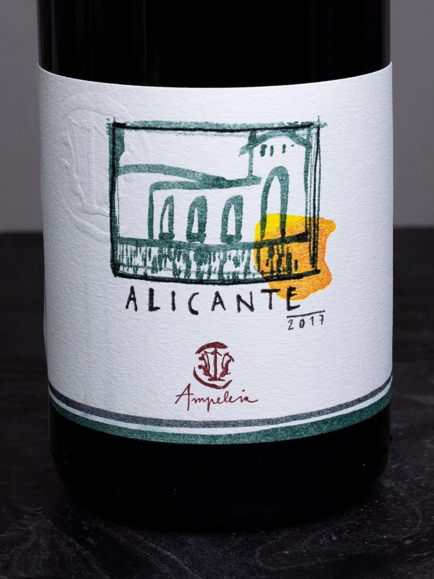 Купить вино Ampeleia Alicante Costa Toscana в винном ресторане Остерия цена Вино Ampeleia Alicante Costa Toscana / Ампелейя Аликанте Коста Тоскана