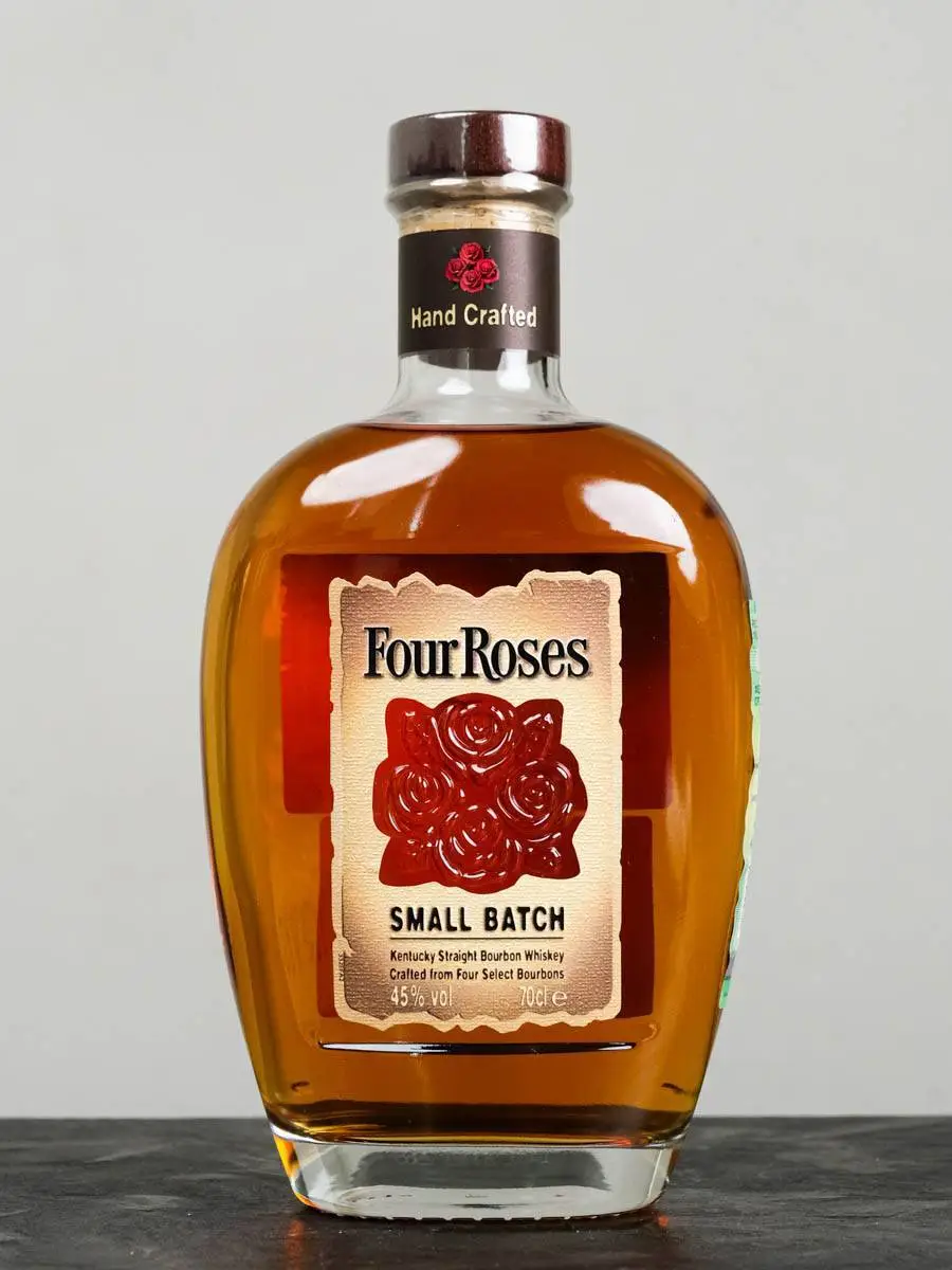 Бурбон Bourbon Four Roses Small Batch / Фо Роузез Смолл Бэтч