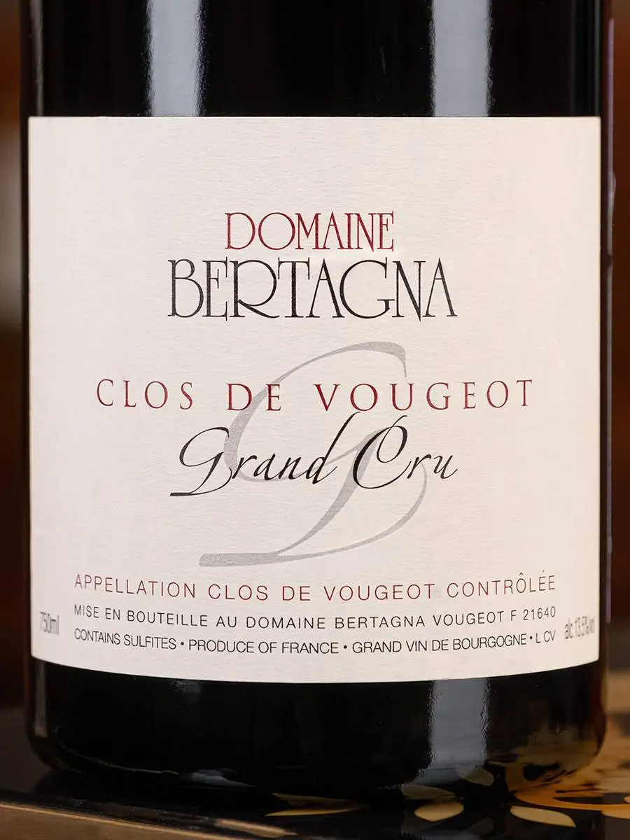 Вино Domaine Bertagna Clos de Vougeot Grand Cru 2018 / Кло де Вужо Гран Крю  Домен Бертанья
