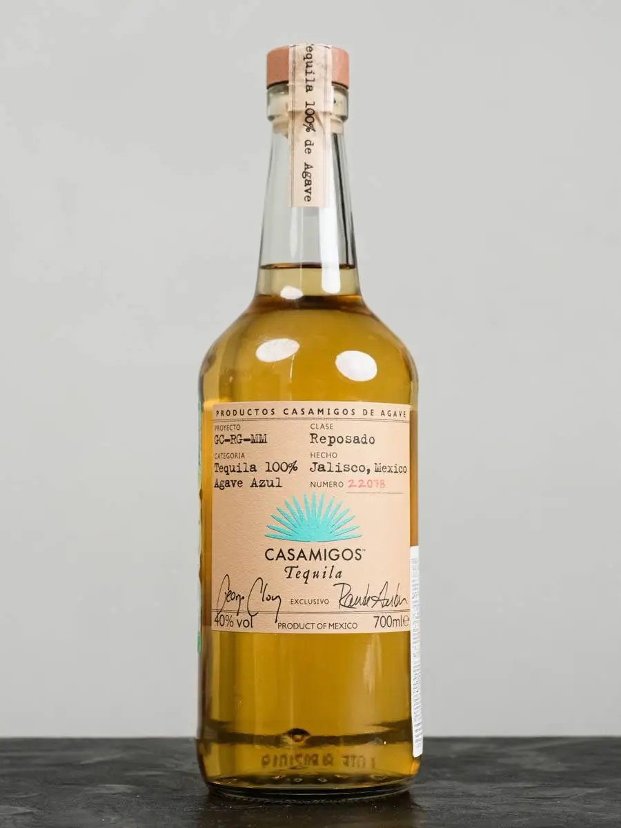 Текила Casamigos Reposado 100% Agave купить в винном ресторане Osteria Amici - цена Текила Casamigos Reposado 100% Agave / Касамигос Репосадо Агава