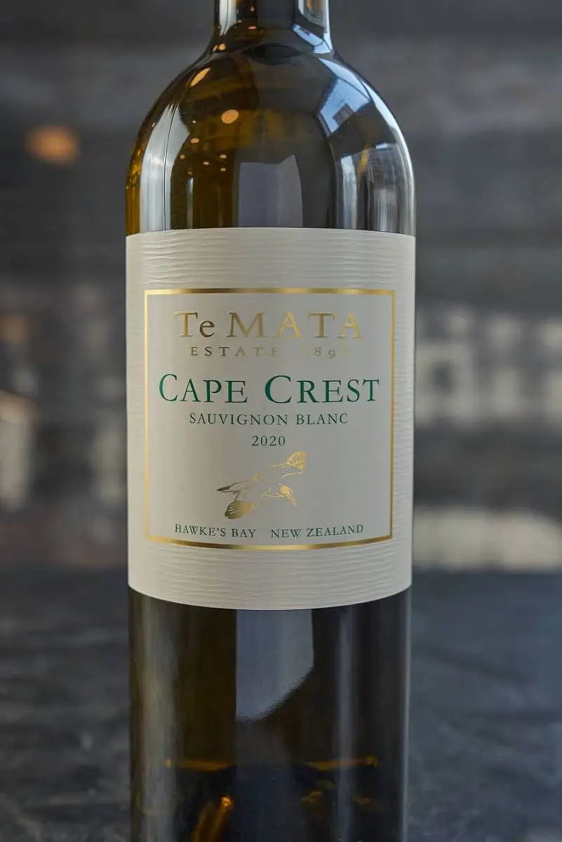 Вино Te Mata Cape Crest Sauvignon Blanc купить в винном ресторане Остерия - лучшая цена Вино Te Mata Cape Crest Sauvignon Blanc // Те Мата Кейп Крест Совиньон блан