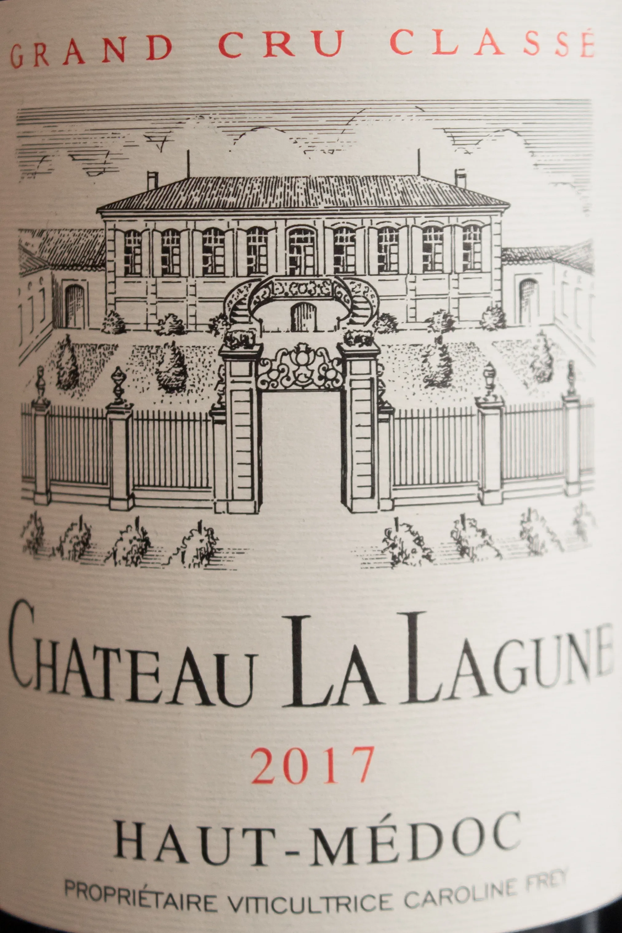 Вино Chateau La Lagune Haut-Medoc AOC 3-eme Grand Cru Classe 2017 купить в ресторане Остерия - лучшая цена Вино Chateau La Lagune Haut-Medoc AOC 3-eme Grand Cru Classe 2017 / О-Медок Шато Ля Лагюн 2017
