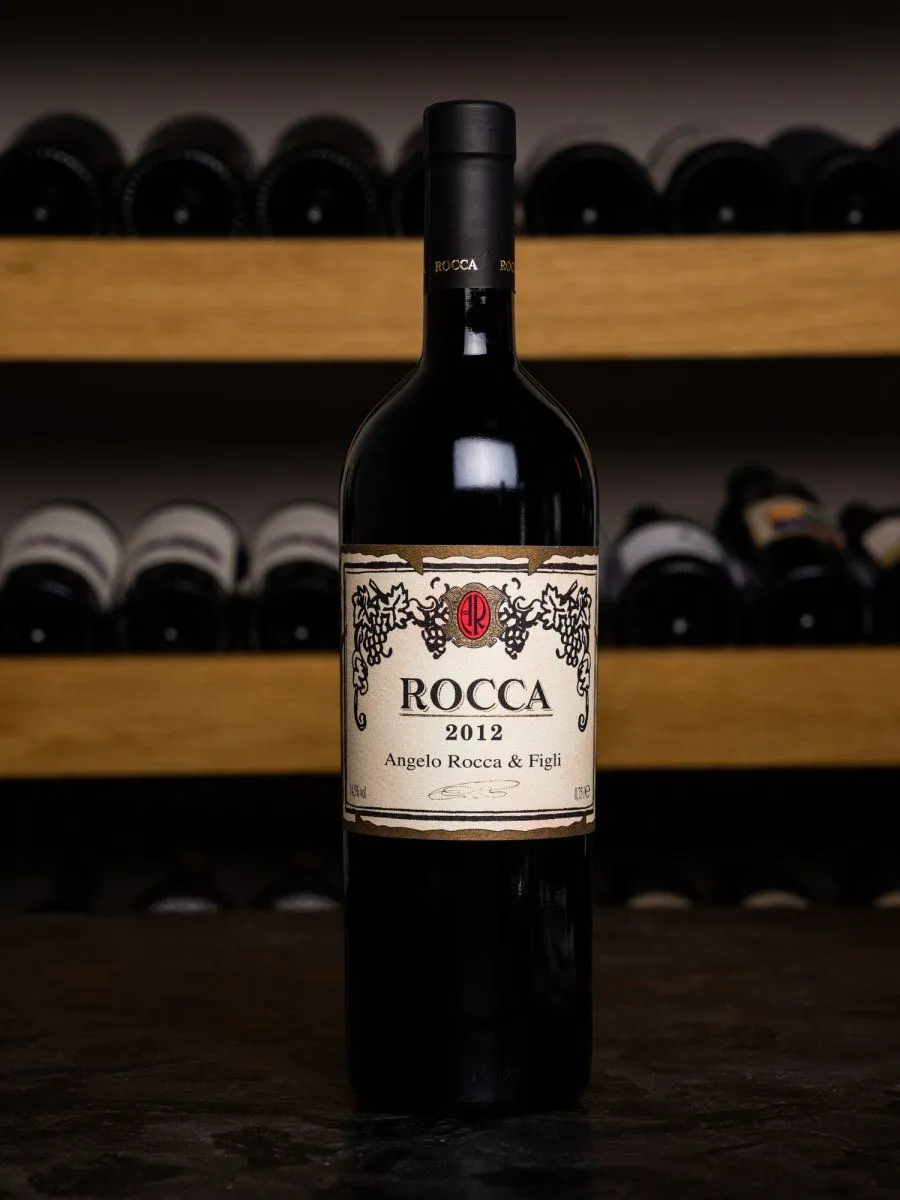 Купить итальянское Вино Rocca- лучшая цена в винном ресторане Остерия Amici на Мосфильмовской 88 Вино Rocca Puglia / Рокка