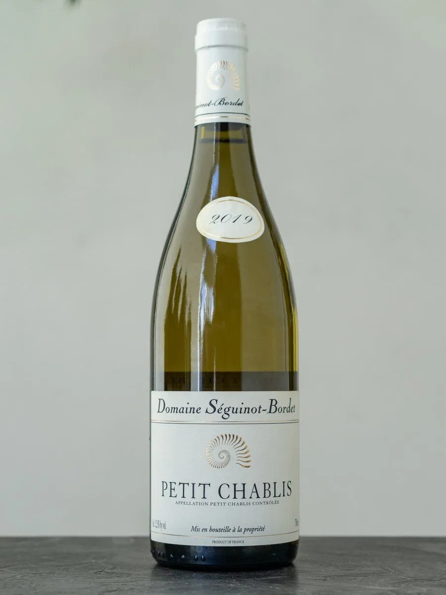 Купить вино Domaine Seguinot-Bordet Petit Chablis в винном ресторане Остерия цена Вино Domaine Seguinot-Bordet Petit Chablis / Домен Сегино-Борде Пти Шабли