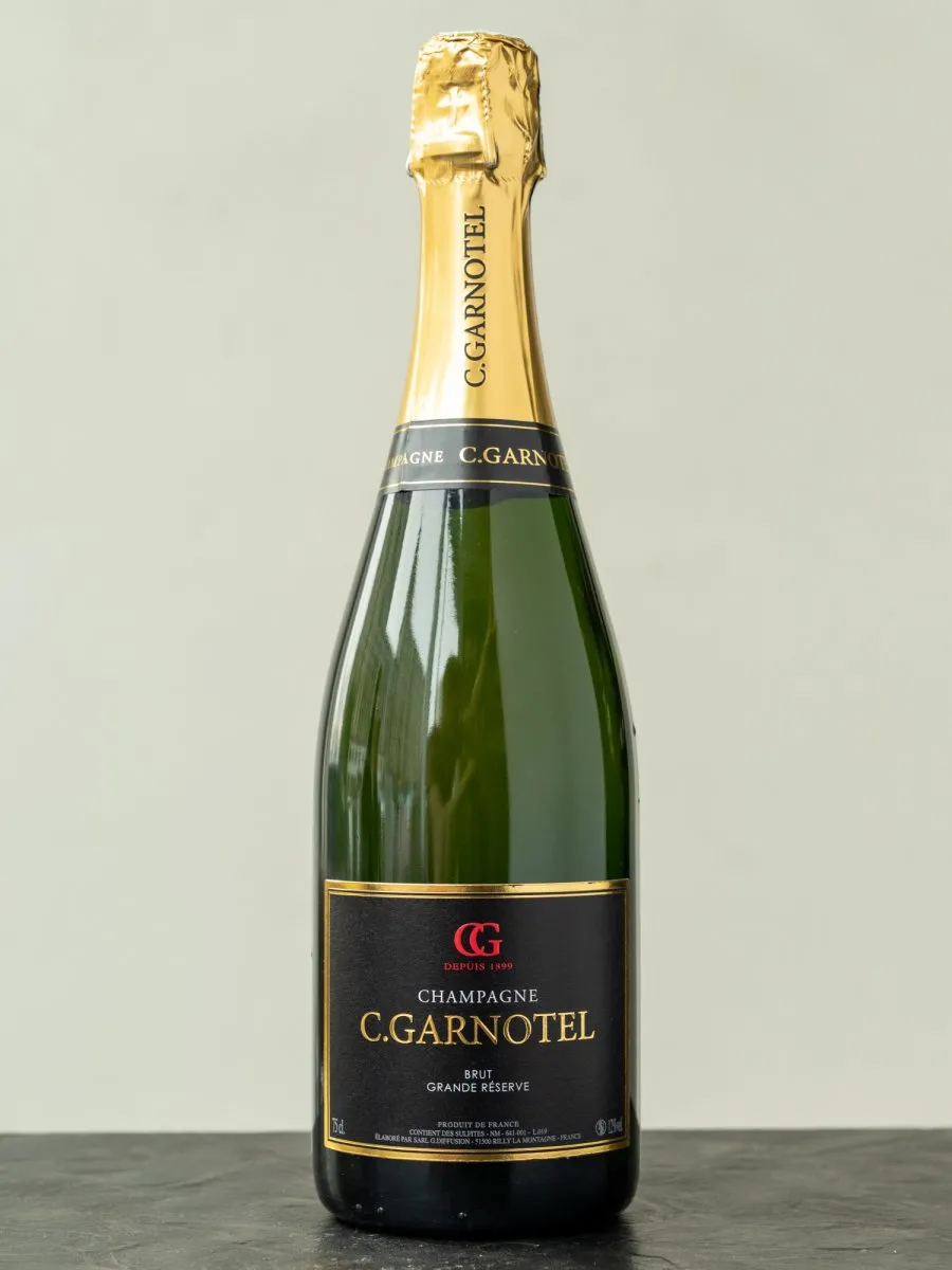 Шампанское Champagne Dehours et Fils Grande Reserve Brut купить в винном ресторане Остерия - лучшая цена Шампанское Champagne Dehours et Fils Grande Reserve Brut / Шампань С. Гарнотель Гранд Резерв