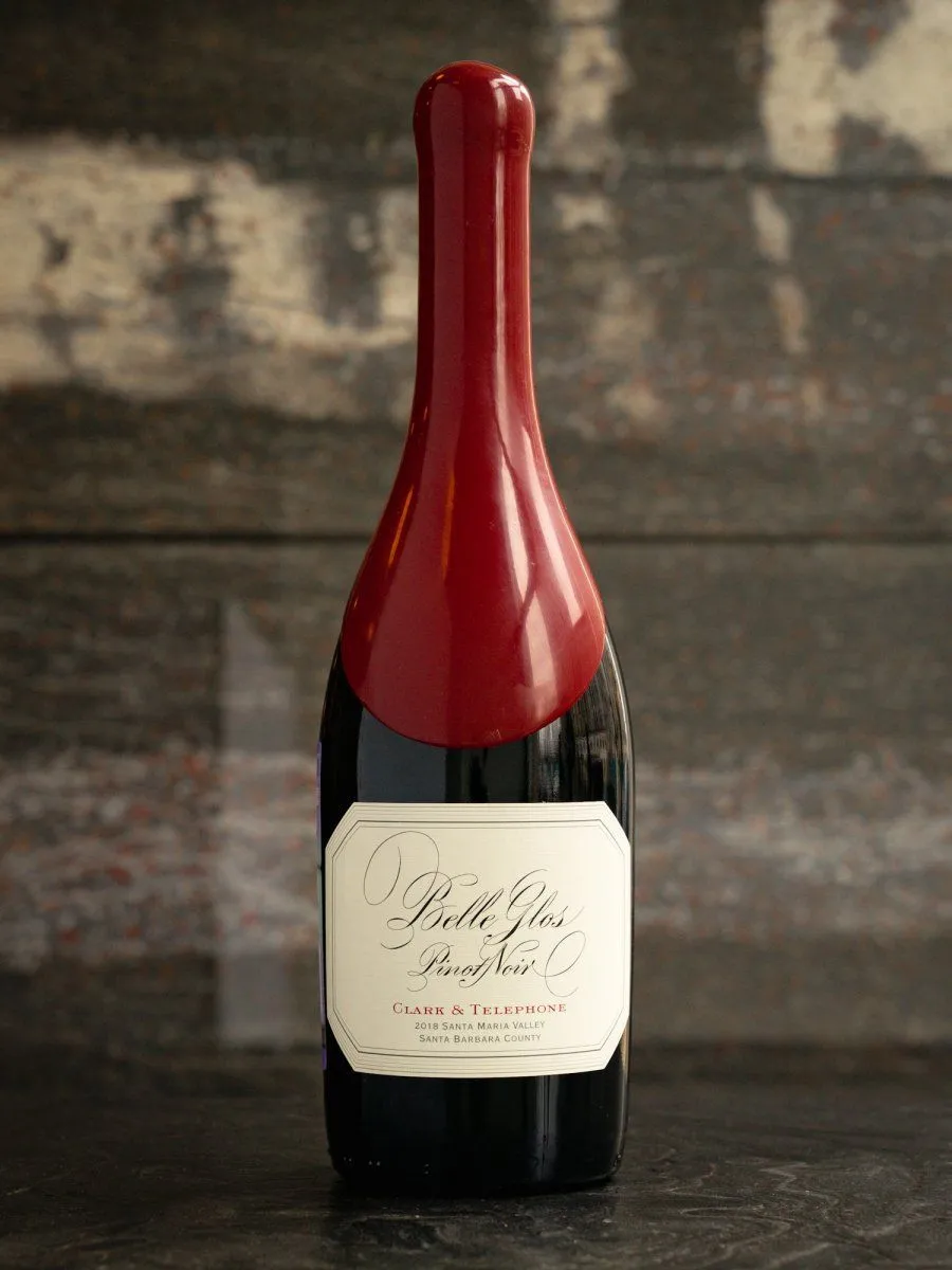 Купить вино Belle Glos Clark & Telephone Pinot Noir в винном ресторане Остерия Амичи Вино Belle Glos Clark & Telephone Pinot Noir / Бэл Глос Кларк энд Телефон Пино Нуар