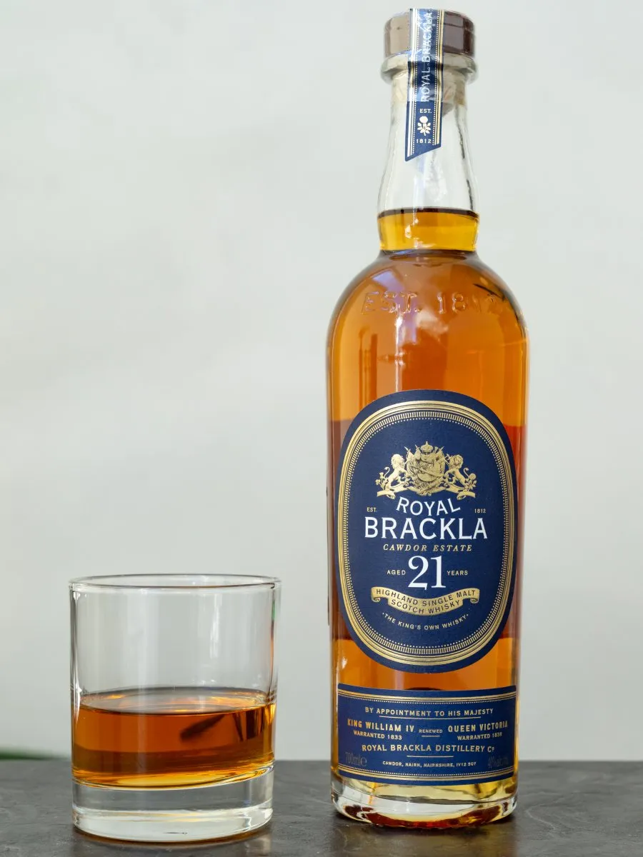 Виски Royal Brackla 21 Years Old купить в винном ресторане Остерия Амичи - лучшая цена Виски Royal Brackla 21 Years Old / Ройял Бракла 21 год