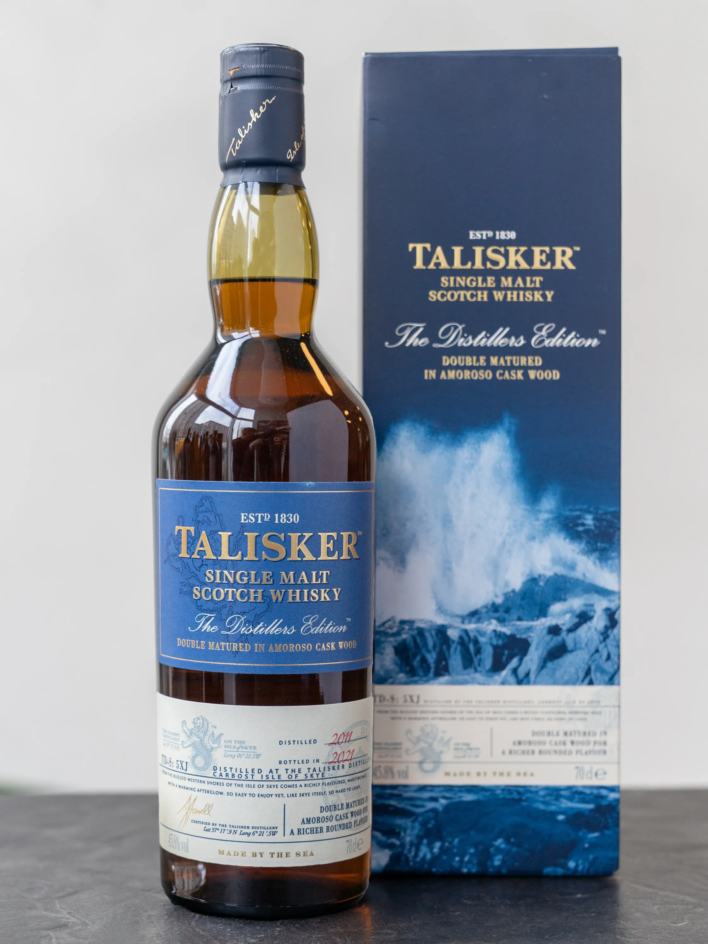 Подарочная упаковка Talisker 10 Years Old Distillers Edition 2021