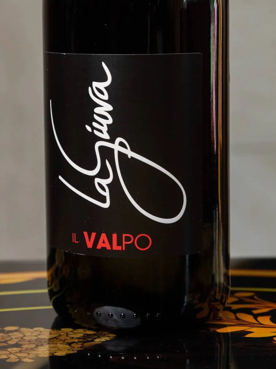 Вино La Giuva Il Valpo Valpolicella купить в винном ресторане Остерия - лучшая цена Вино La Giuva Il Valpo Valpolicella / Вальполичелла Иль Вальпо Ла Джува