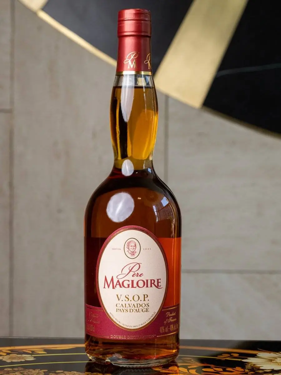 Кальвадос Pere Magloire Calvados VSOP / Пэр Маглуар Пэи д'Ож ВСОП
