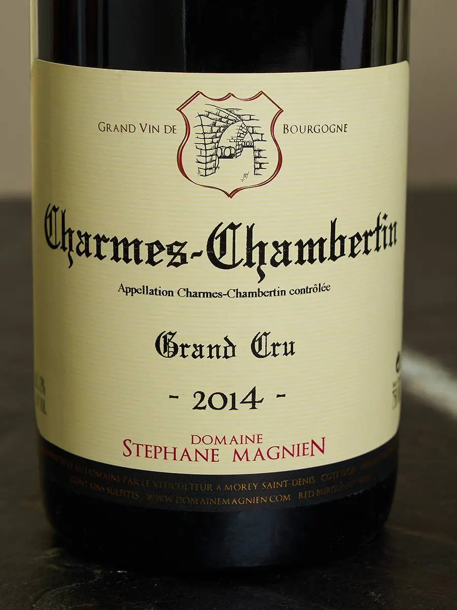 Вино Domaine Stephane Magnien Charmes-Chambertin Grand Cru 2014 / Домэн Стефан Маньен Шарм Шамбертен Гран Крю
