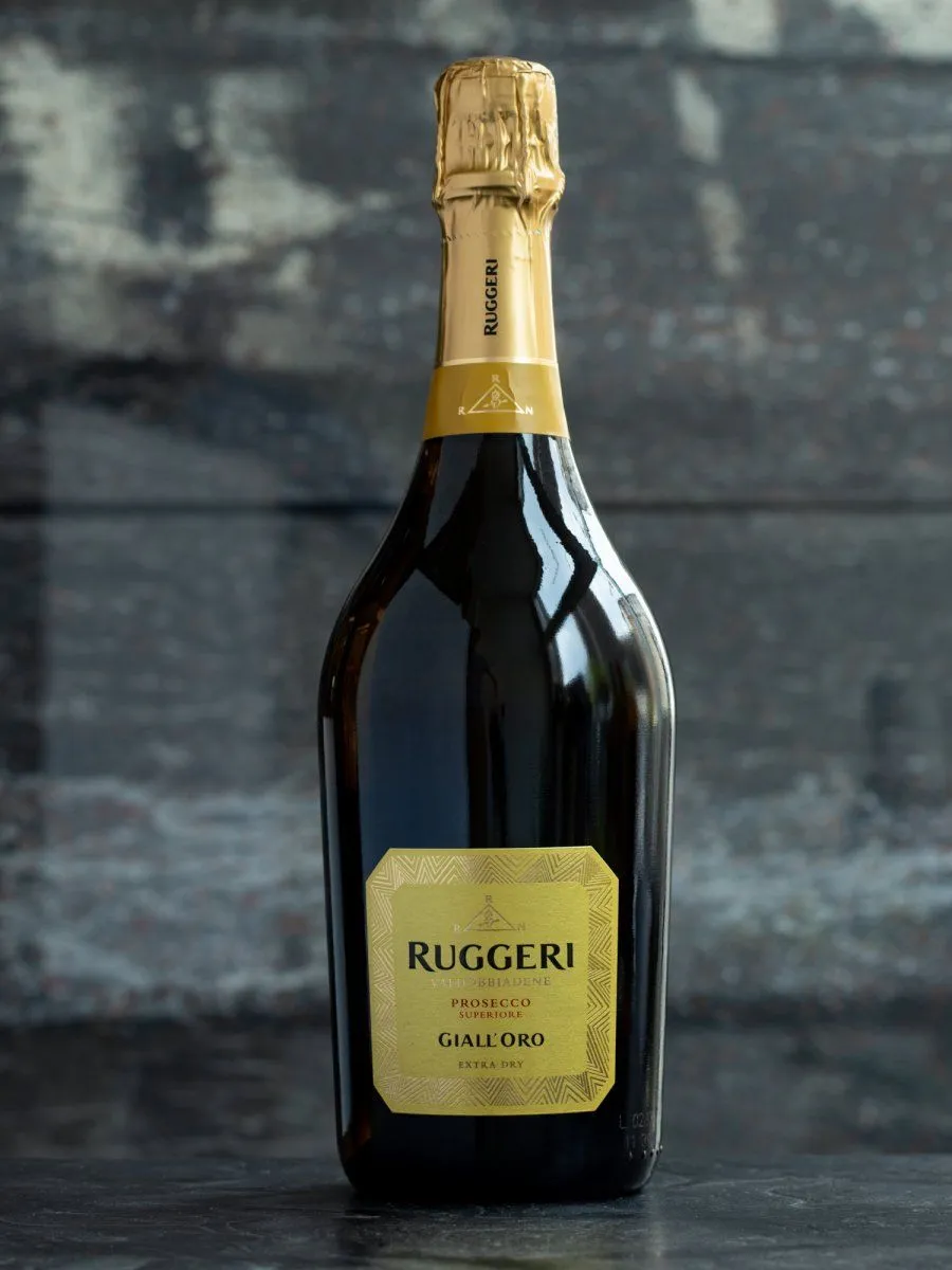 Купить игристое вино Ruggeri Prosecco Valdobbiadene Giall'Oro - лучшая цена и выбор в Остерия Амичи Игристое вино Ruggeri Prosecco Valdobbiadene Giall'Oro / Руджери Просекко Супериоре Вальдоббьядене Джалл`оро
