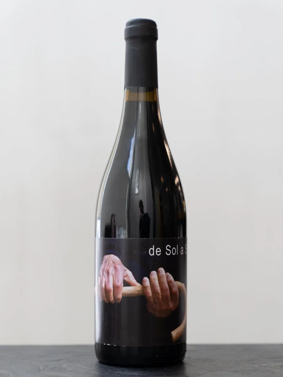 Вино Esencia Rural de Sol a Sol Natural Tempranillo купить в ресторане Остерия - лучшая цена Вино Esencia Rural de Sol a Sol Natural Tempranillo / де Соль а Соль Натураль Темпранильо