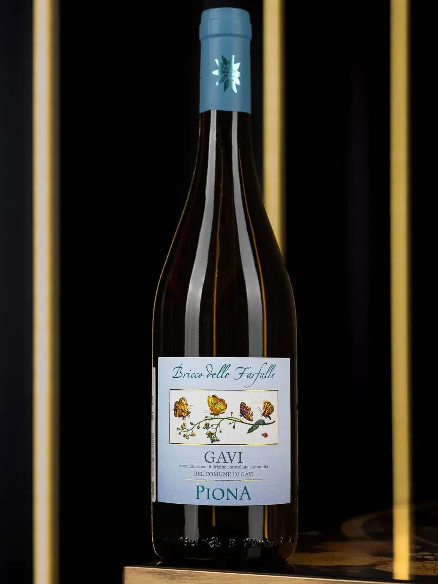 Вино Piona Bricco delle Farfalle Gavi di Gavi / Гави дель комуне ди Гави Пиона