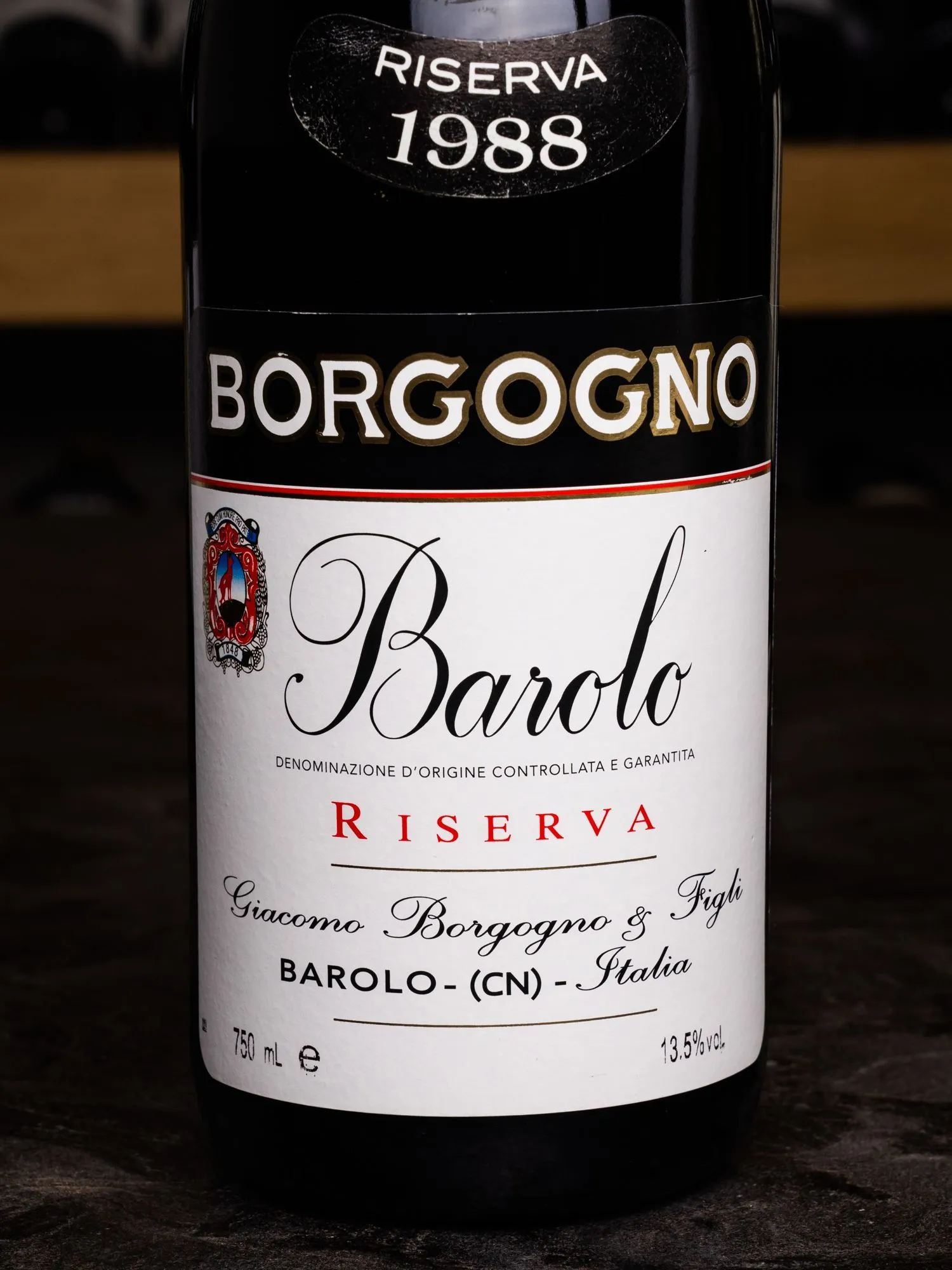 Купить вино Borgogno Barolo Riserva 1988 в винном ресторане Остерия цена Вино Borgogno Barolo Riserva 1988 / Боргогно Бароло Ризерва 1988