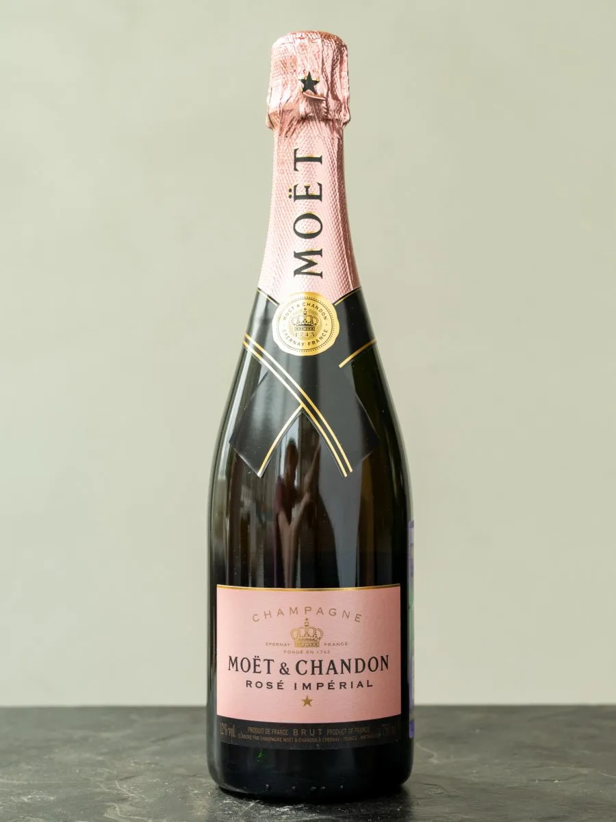 Шампанское Moet & Chandon Brut Imperial Rose купить в винном ресторане Остерия Амичи - лучшая цена Шампанское Moet & Chandon Brut Imperial Rose / Моет и Шандон Розе Империаль