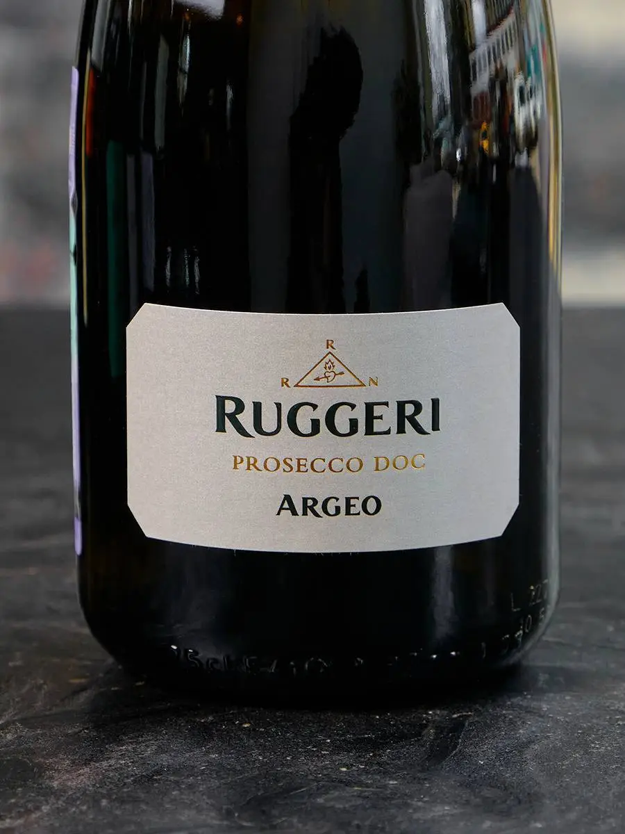 Игристое вино Ruggeri Argeo Prosecco Trevizo купить в винном ресторане Остерия - лучшая цена Игристое вино Ruggeri Argeo Prosecco Trevizo / Руджери Арджео Просекко Тревизо