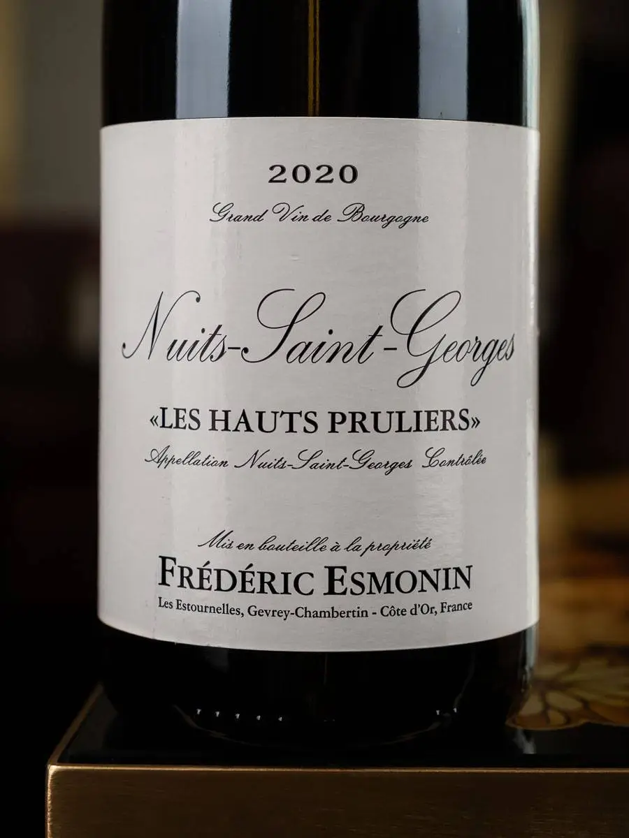 Купить вино Frederic Esmonin Nuits-Saint-Georges Les Hauts Pruliers 2020 в ресторане цена Вино Frederic Esmonin Nuits-Saint-Georges Les Hauts Pruliers 2020 / Нюи-Сен-Жорж Фредерик Эсмонин Ле О Прюлье