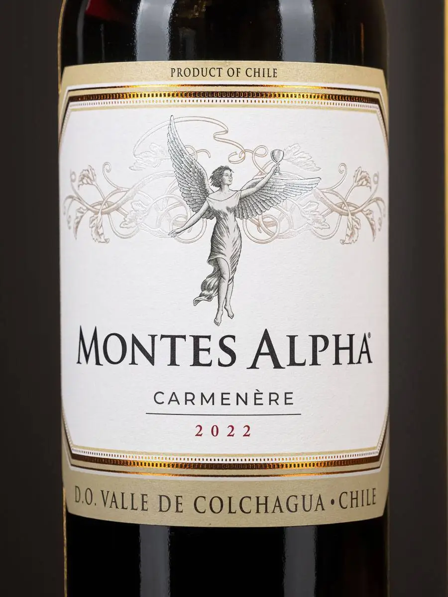 Вино Montes Alpha Carmenere / Монтес Альфа Карменер