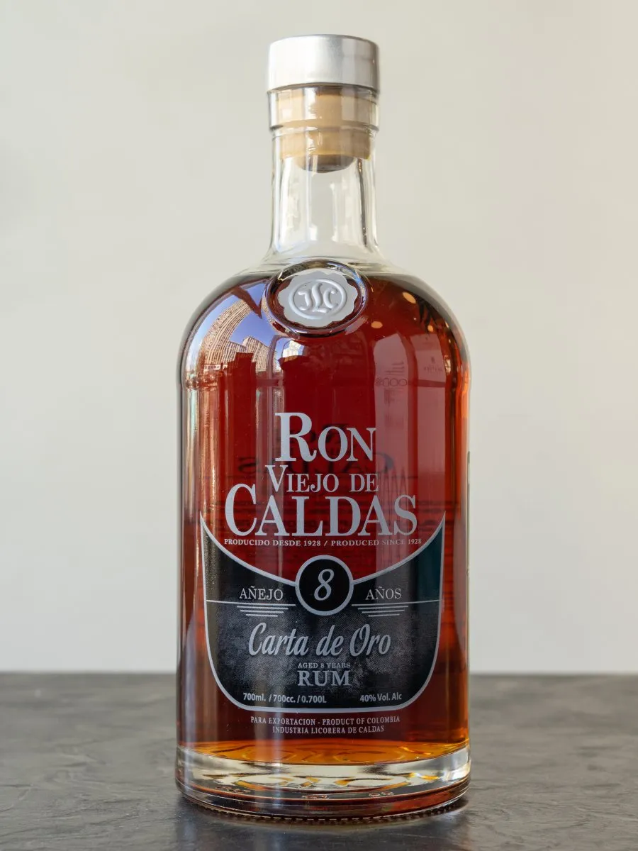 Ром Viejo de Caldas Carta de Oro 8 Years Old купить в винном ресторане Остерия Амичи - лучшая цена Ром Viejo de Caldas Carta de Oro 8 Years Old / Вьехо де Кальдас Аньехо 8 лет