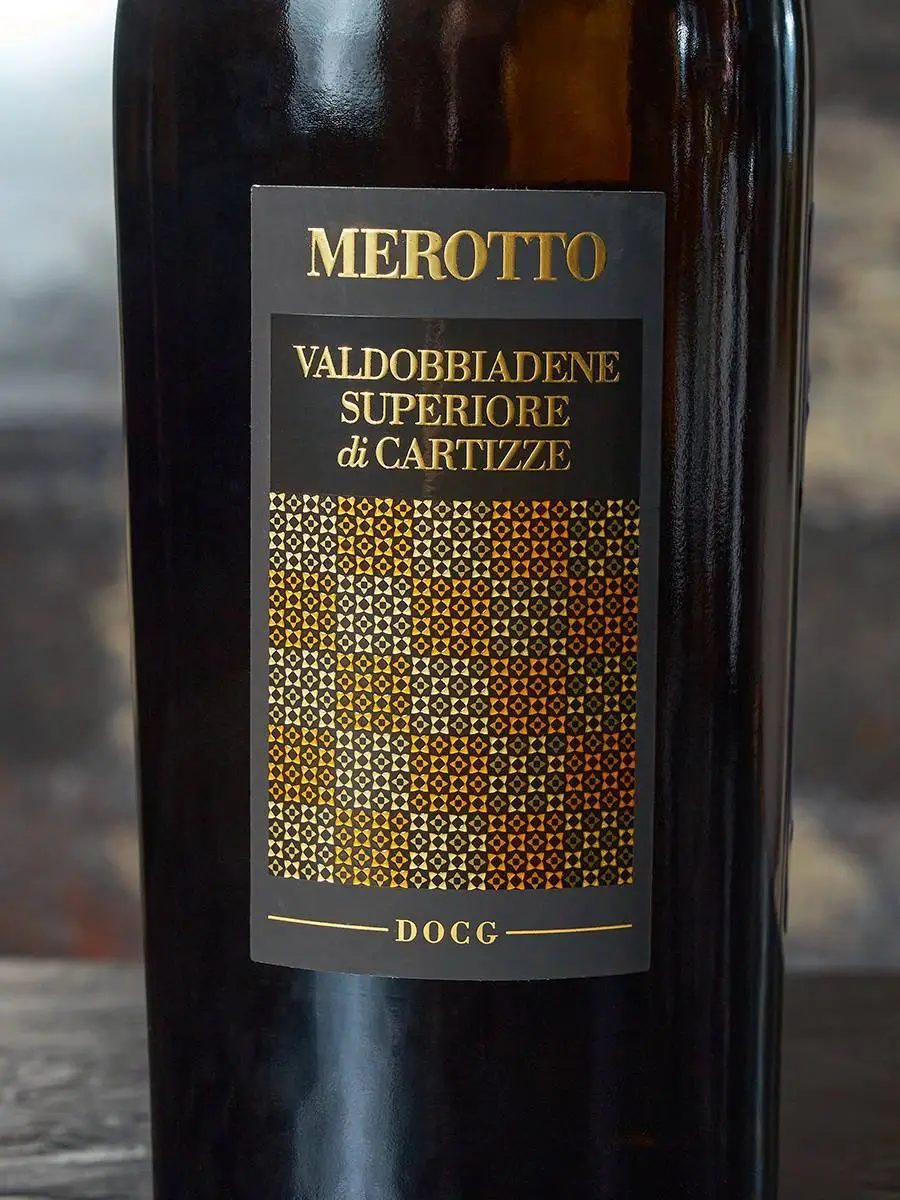 Игристое вино Prosecco Valdobbiadene Superiore di Cartizze Dry Merotto купить в винном ресторане Остерия - лучшая цена Игристое вино Prosecco Valdobbiadene Superiore di Cartizze Dry Merotto / Просекко Вальдоббьядене Супериоре ди Картицце Меротто