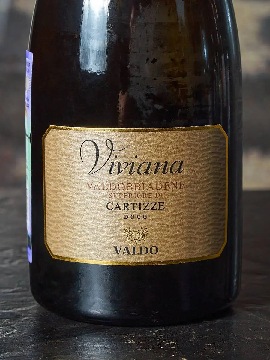 Игристое вино Valdo Cuvee Viviana Valdobbiadene Superiore di Cartizze DOCG купить в винном ресторане Остерия - лучшая цена Игристое вино Valdo Cuvee Viviana Valdobbiadene Superiore di Cartizze DOCG / Просекко Вальдоббьядене Супериоре ди Картицце Кюве Вивиана Вальдо