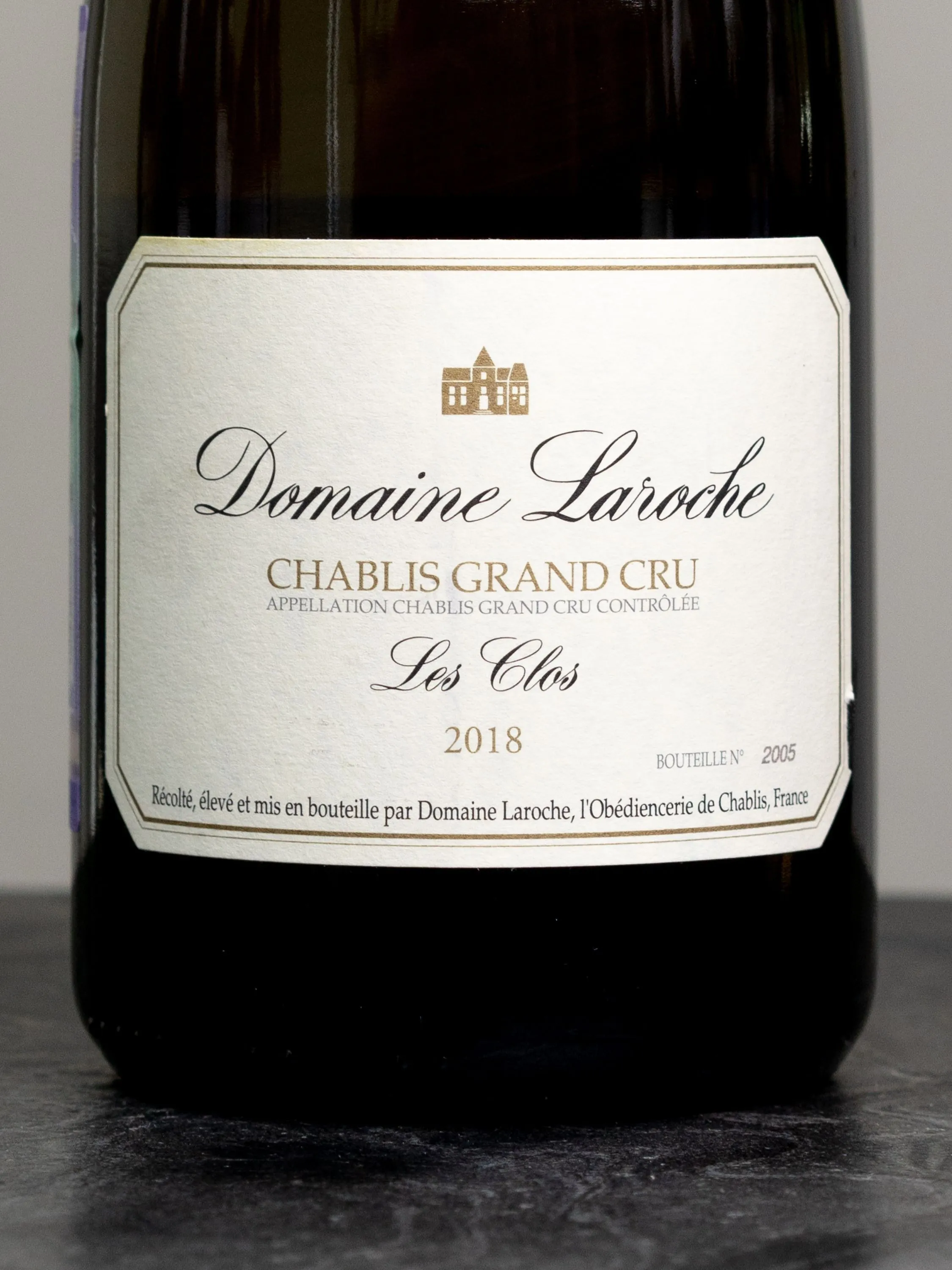 Вино Domaine Laroche Chablis Grand Cru Les Clos купить в ресторане Остерия лучшая цена Вино Domaine Laroche Chablis Grand Cru Les Clos / Домэн Ларош Шабли Гран Крю Ле Кло